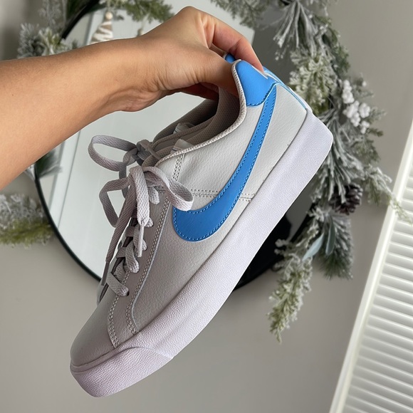 Nike Shoes - NIKE Court Royale AC